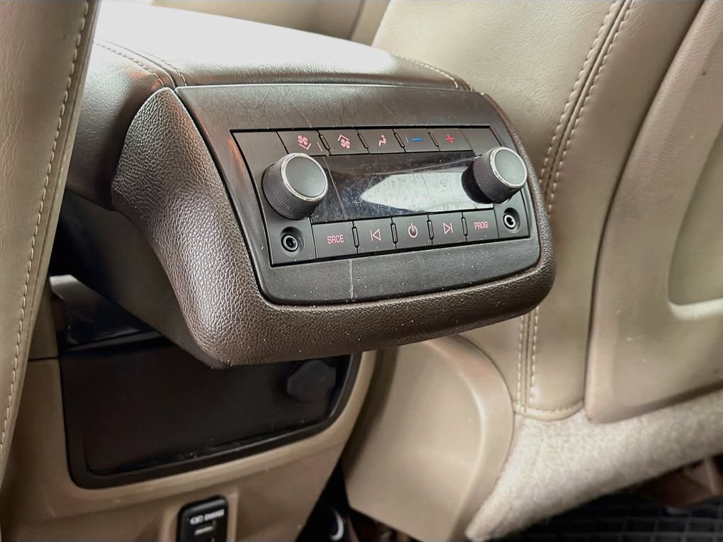 Used 2014 GMC Acadia Denali AWD/4WD image 36