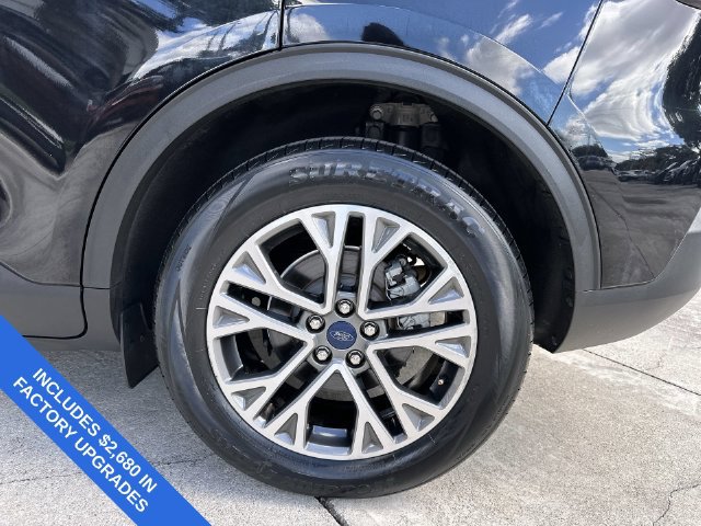 Used 2022 Ford Escape SEL FWD image 11