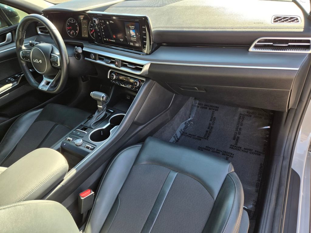 Used 2023 Kia K5 GT-Line w/ GT-Line Premium Package image 19