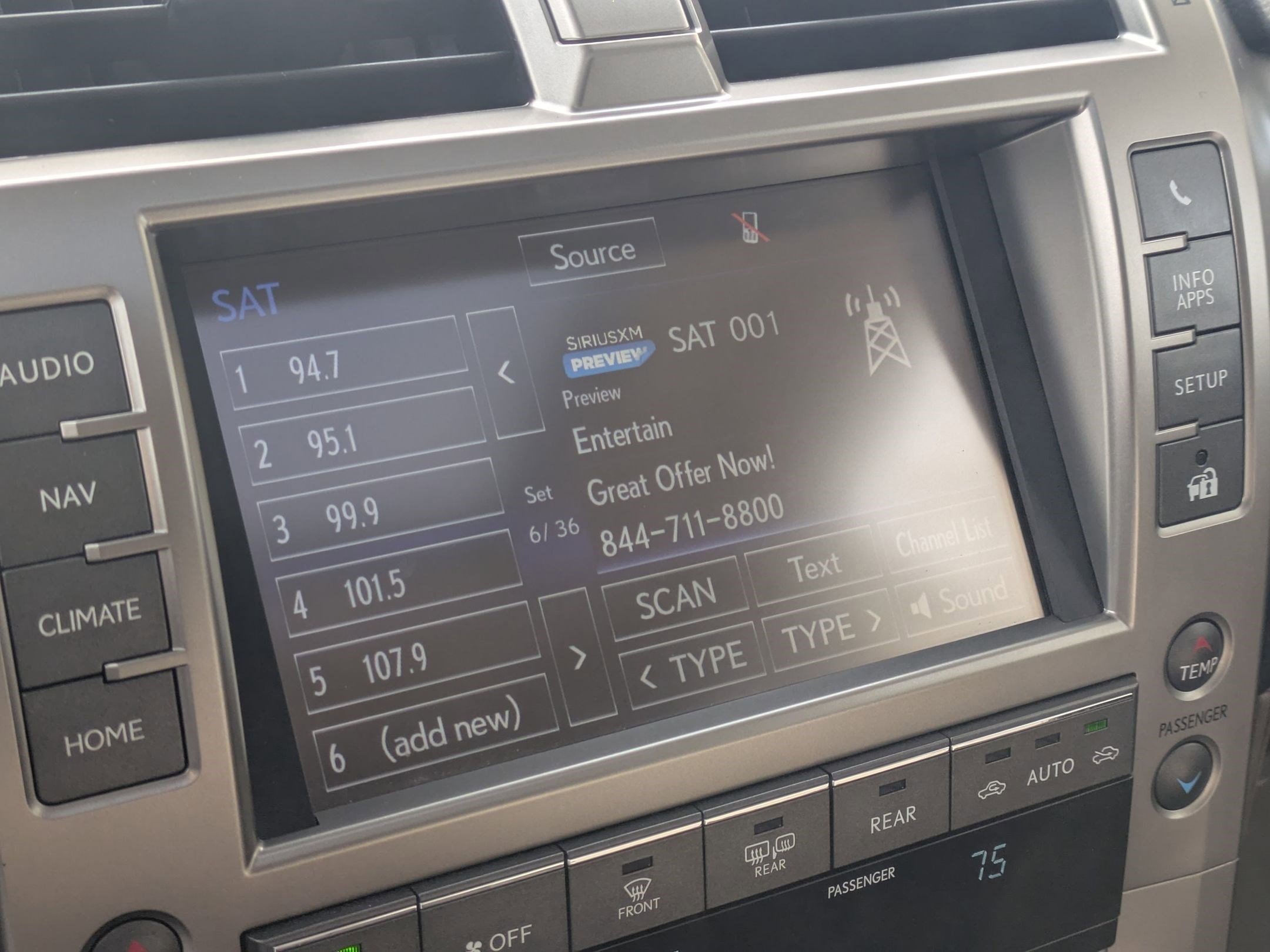 Used 2021 Lexus GX 460 Premium w/ Premium Package image 12