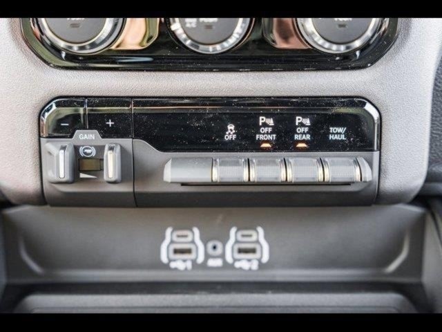 New 2025 RAM 1500 Big Horn AWD/4WD image 29