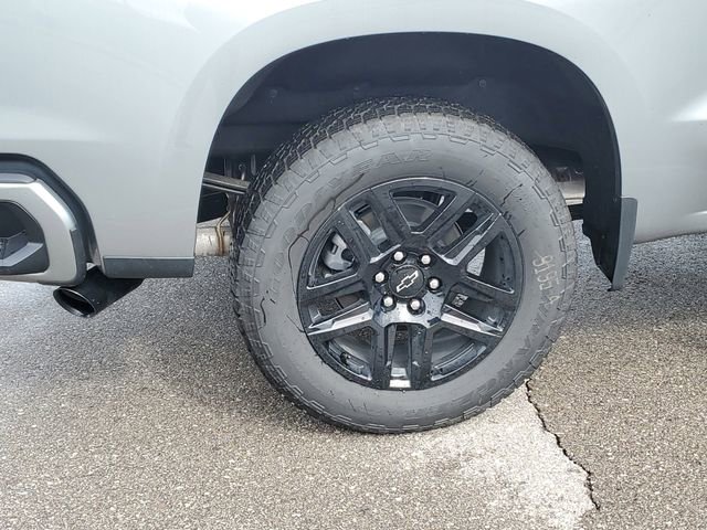 New 2026 Chevrolet Silverado 1500 Custom w/ Turbomax Blackout Package AWD/4WD image 5