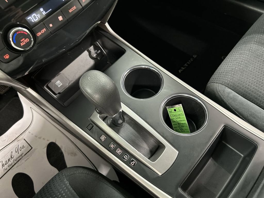 Used 2015 Nissan Altima 2.5 SV FWD image 17