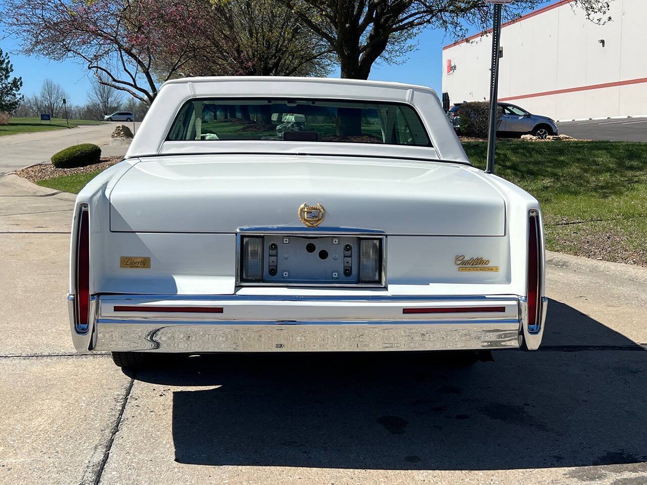 Used 1991 Cadillac De Ville Coupe FWD image 13