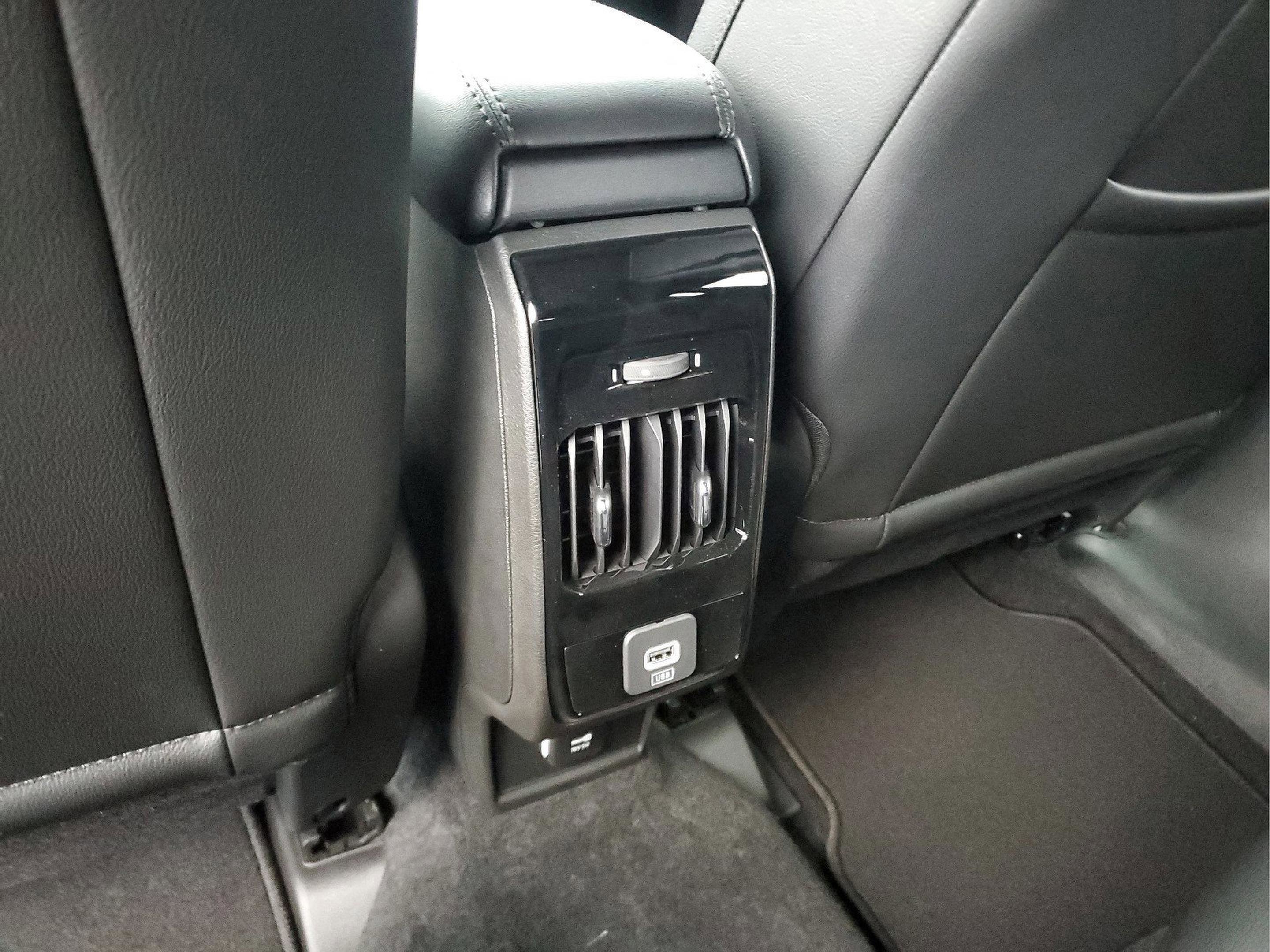 New 2026 Jeep Compass Latitude image 27