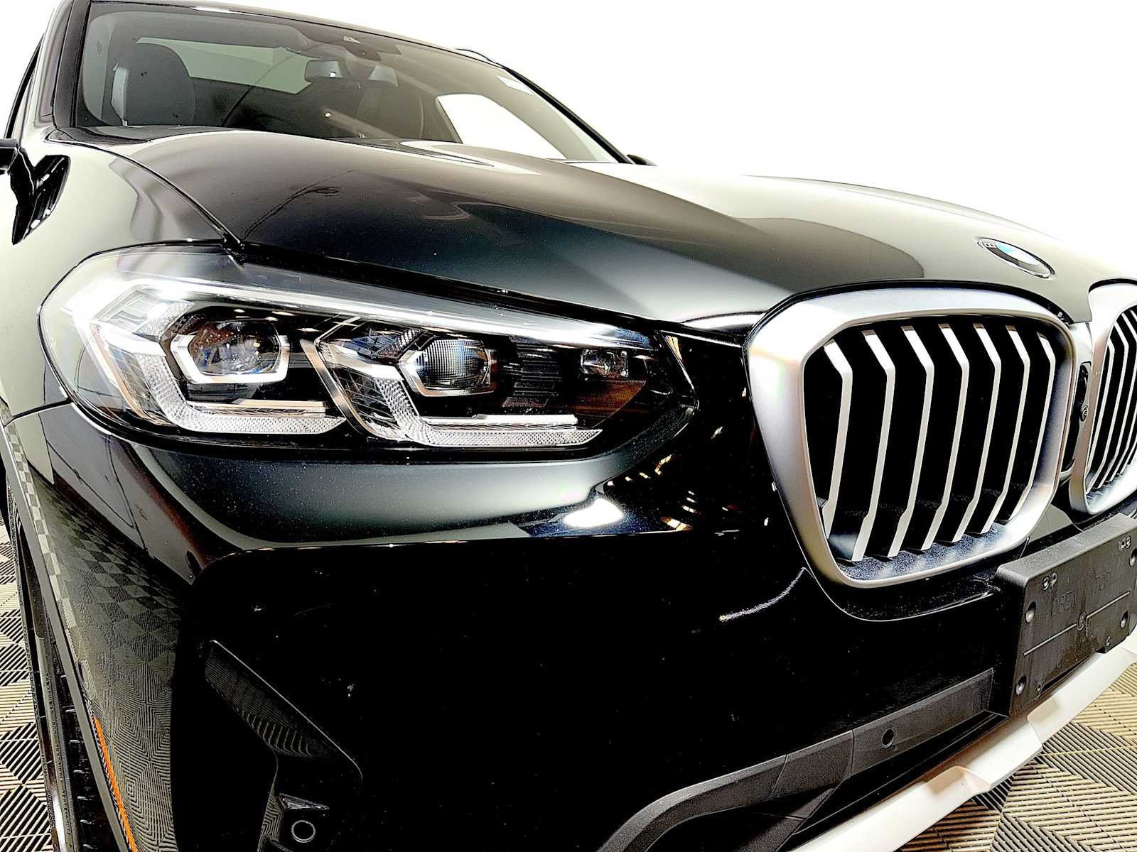 Used 2024 BMW X3 xDrive30i w/ Premium Package w/ZPA AWD/4WD image 25