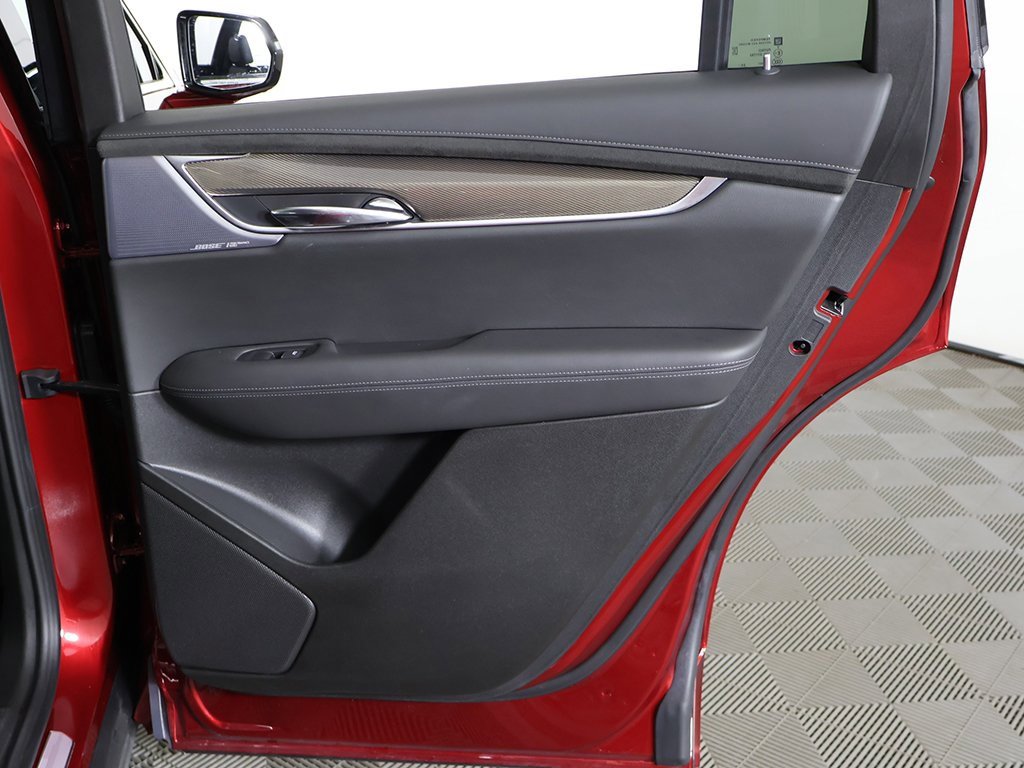 Used 2024 Cadillac XT6 Premium Luxury w/ Platinum Package image 35