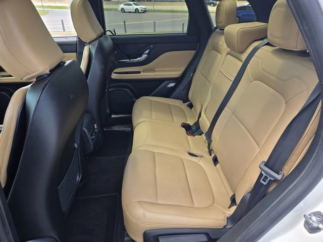 Used 2021 Lincoln Corsair Reserve w/ Equipment Group 201A image 12