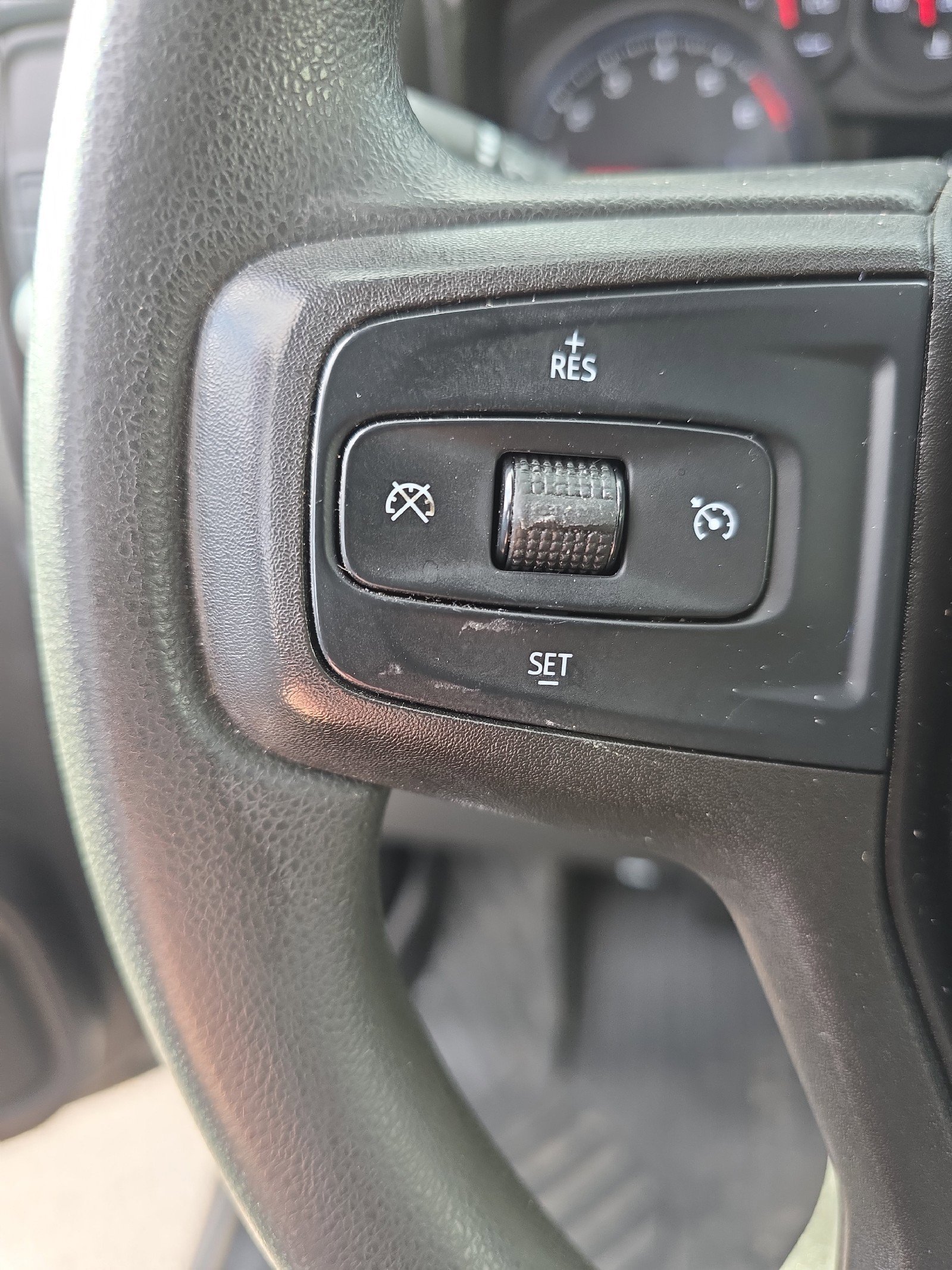 Used 2020 Chevrolet Silverado 1500 Custom image 24