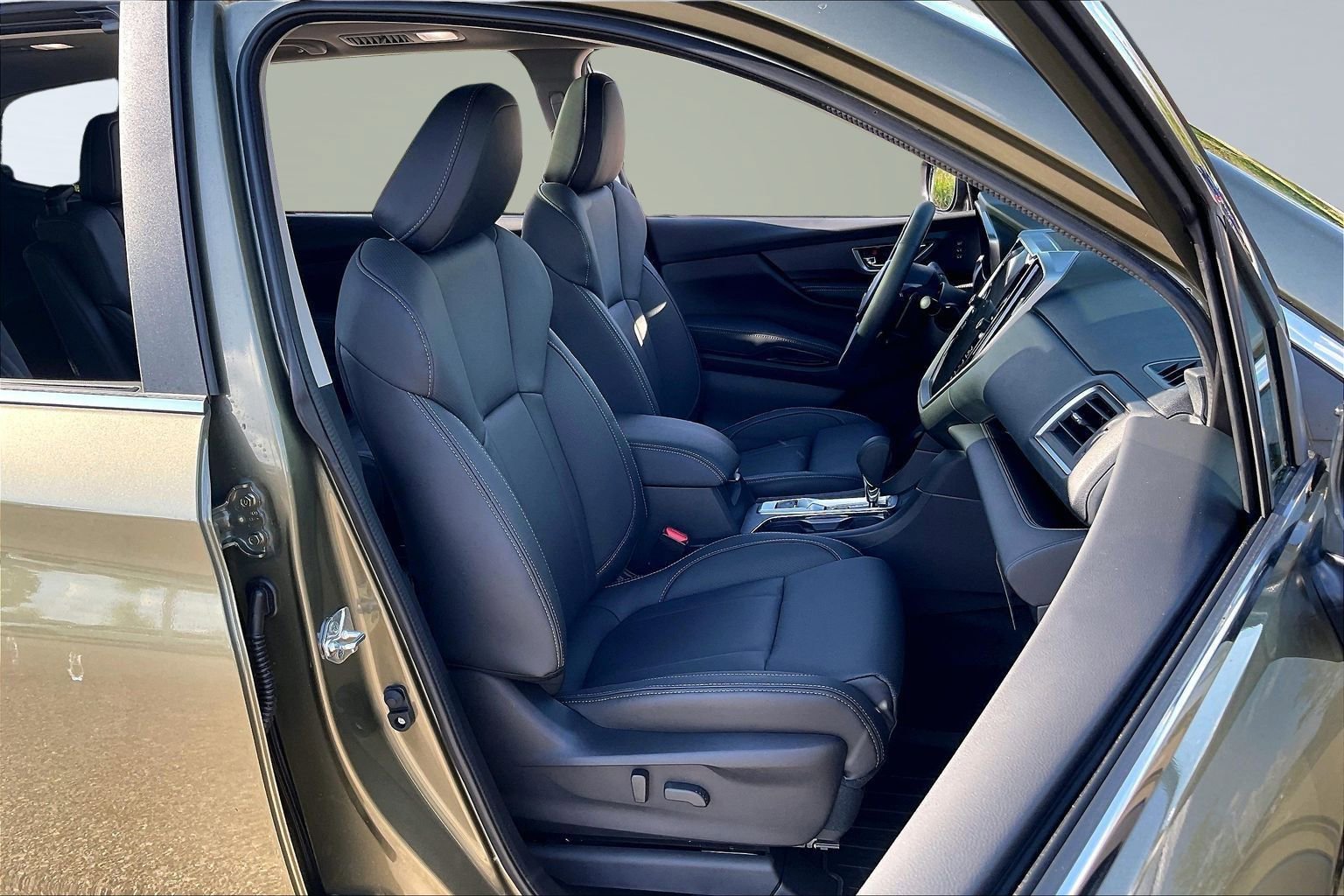 New 2026 Subaru Ascent Limited image 22