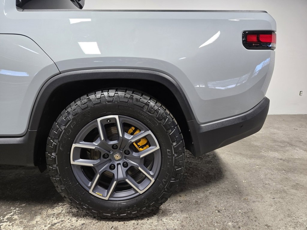 Used 2022 Rivian R1T Adventure image 55