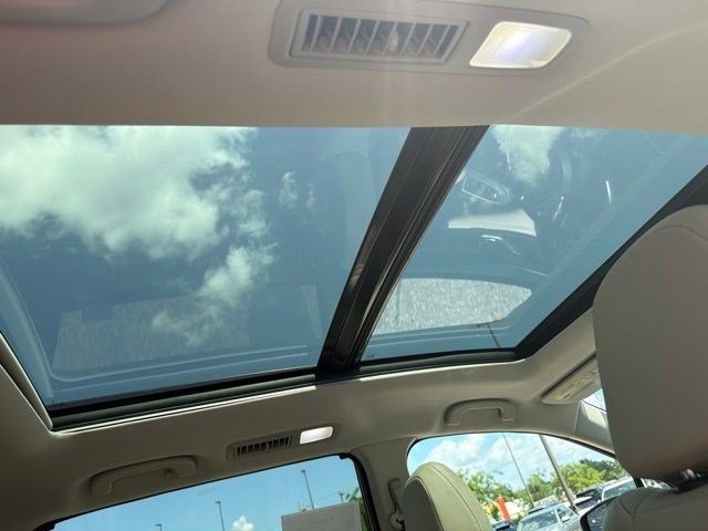 Used 2019 Subaru Ascent Limited AWD/4WD image 30