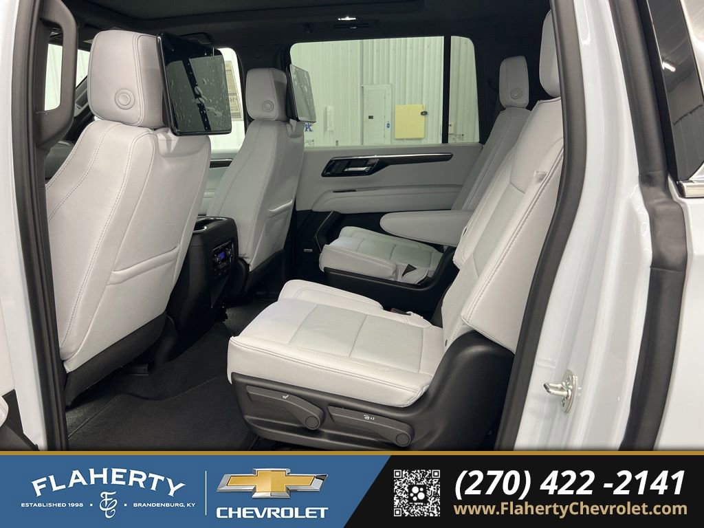 New 2026 Chevrolet Suburban Premier image 11