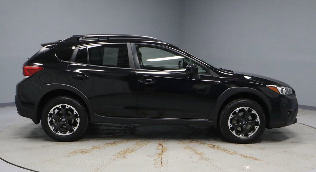 Used 2023 Subaru Crosstrek 2.0i Premium image 12