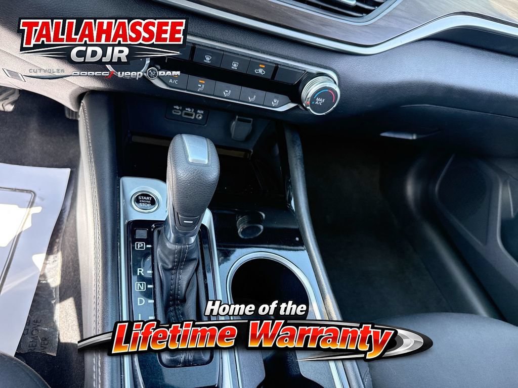 Used 2023 Nissan Altima 2.5 SV FWD image 22