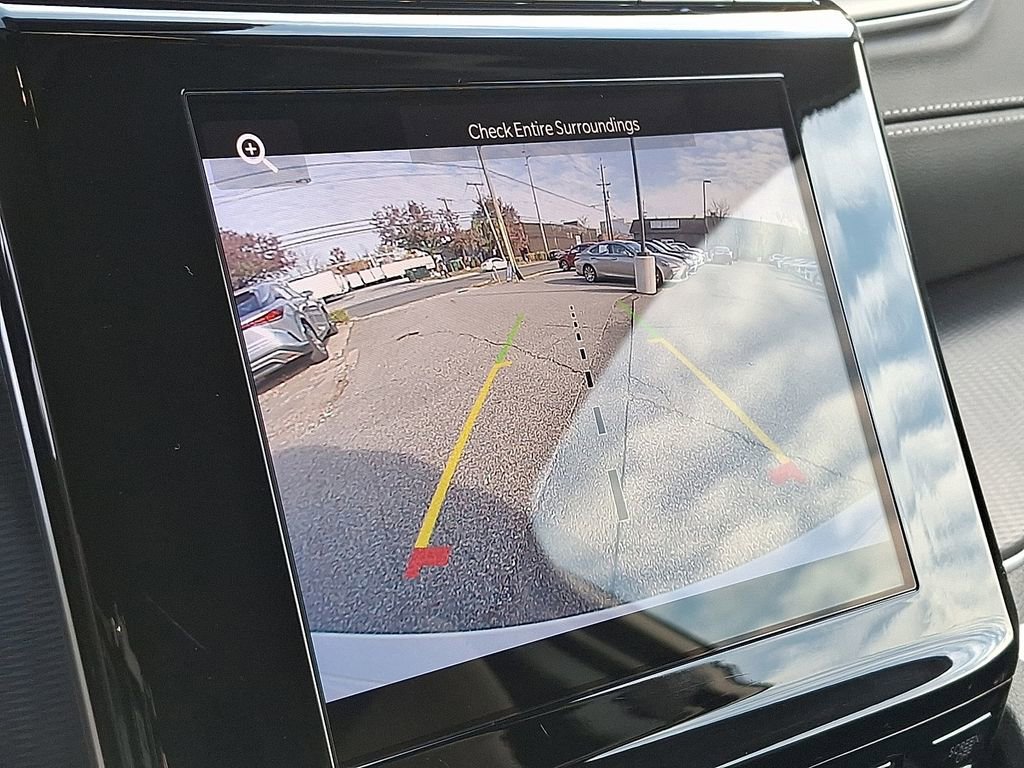 Used 2023 Jeep Grand Cherokee Laredo image 18