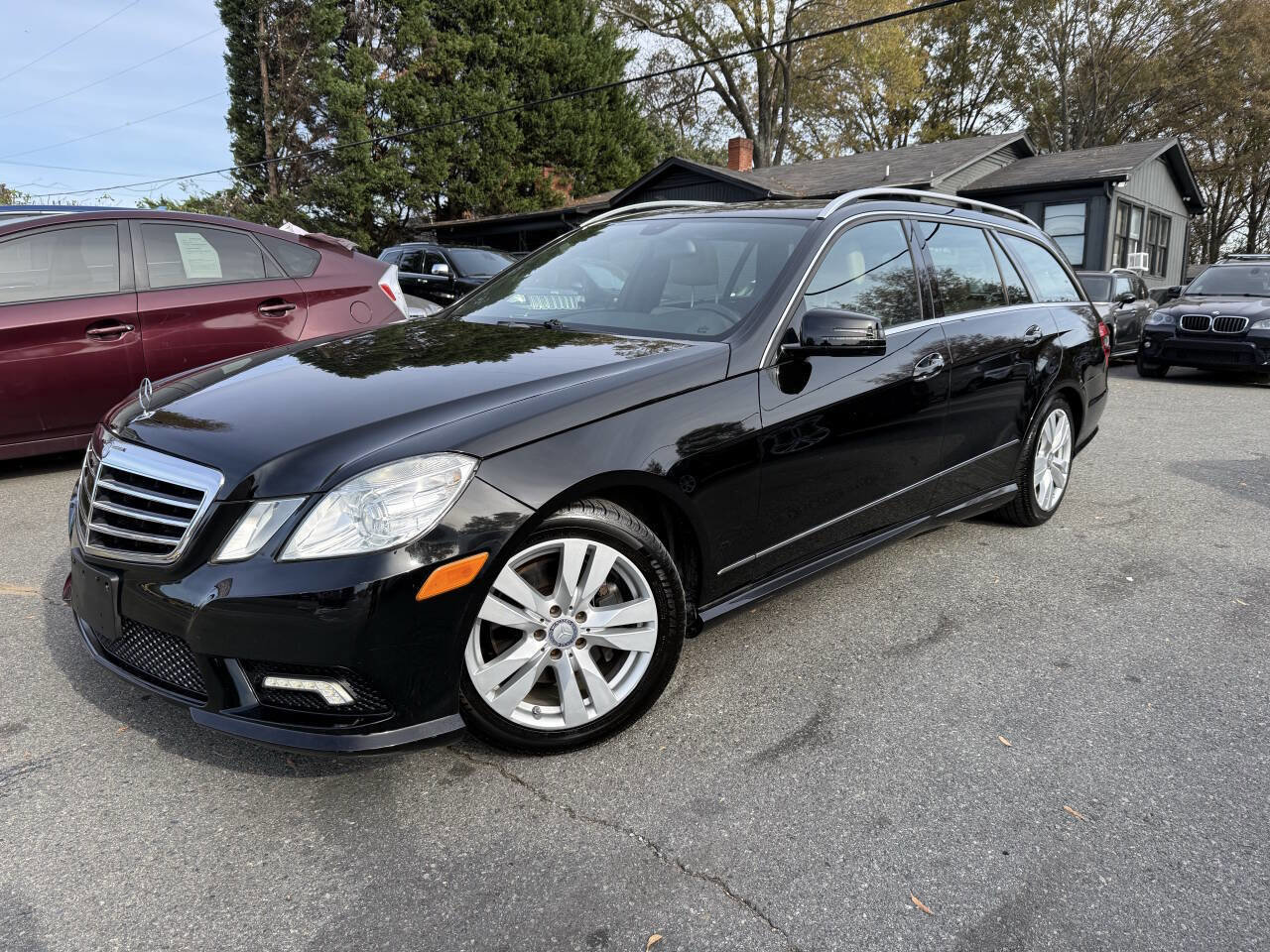 Used 2011 Mercedes-Benz E 350 4MATIC Wagon image 1