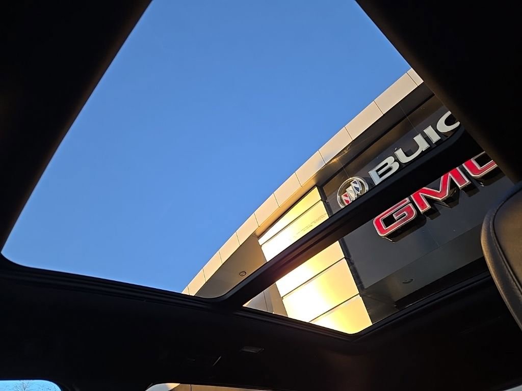 Used 2024 GMC Acadia Denali w/ Super Cruise Package image 46