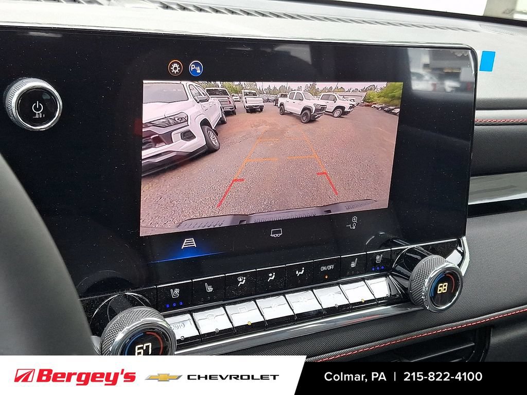New 2026 Chevrolet Colorado Z71 w/ Midnight Edition AWD/4WD image 16