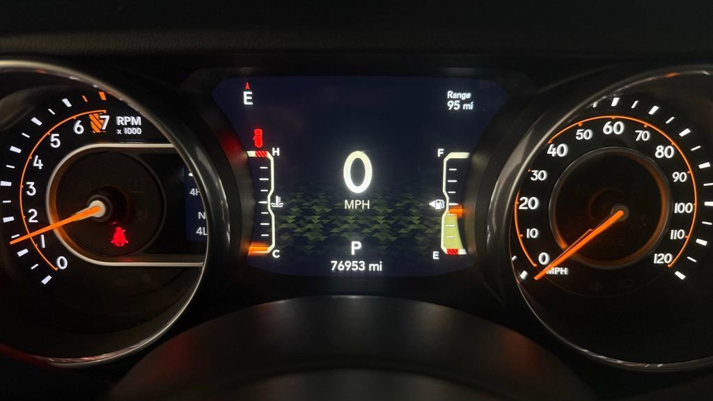 Used 2018 Jeep Wrangler Unlimited Sahara image 19