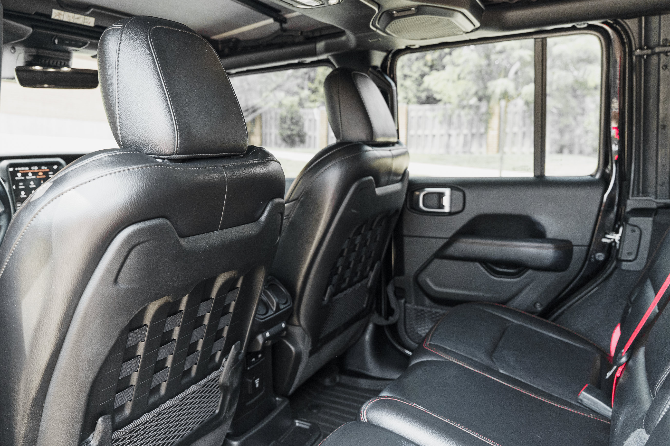 Used 2020 Jeep Wrangler Unlimited Rubicon w/ Quick Order Package 28Y Recon AWD/4WD image 25