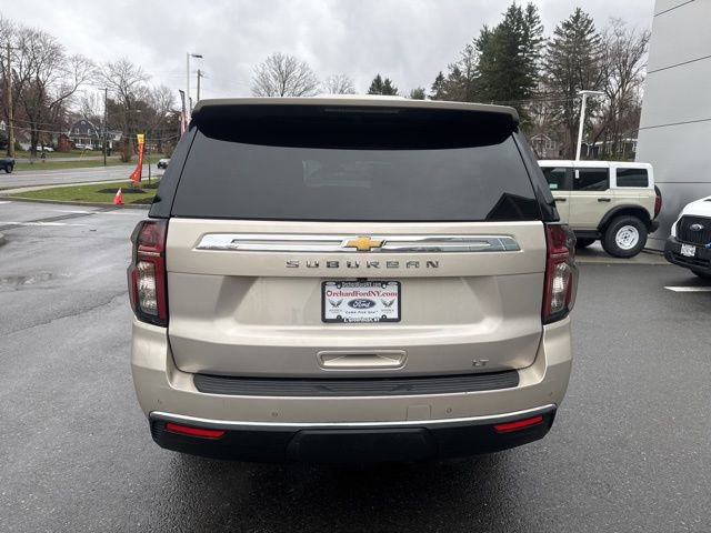Used 2022 Chevrolet Suburban LT AWD/4WD image 8