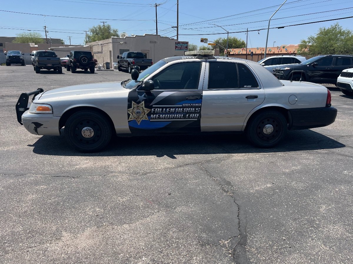 Used 2008 Ford Crown Victoria Police Interceptor RWD image 6