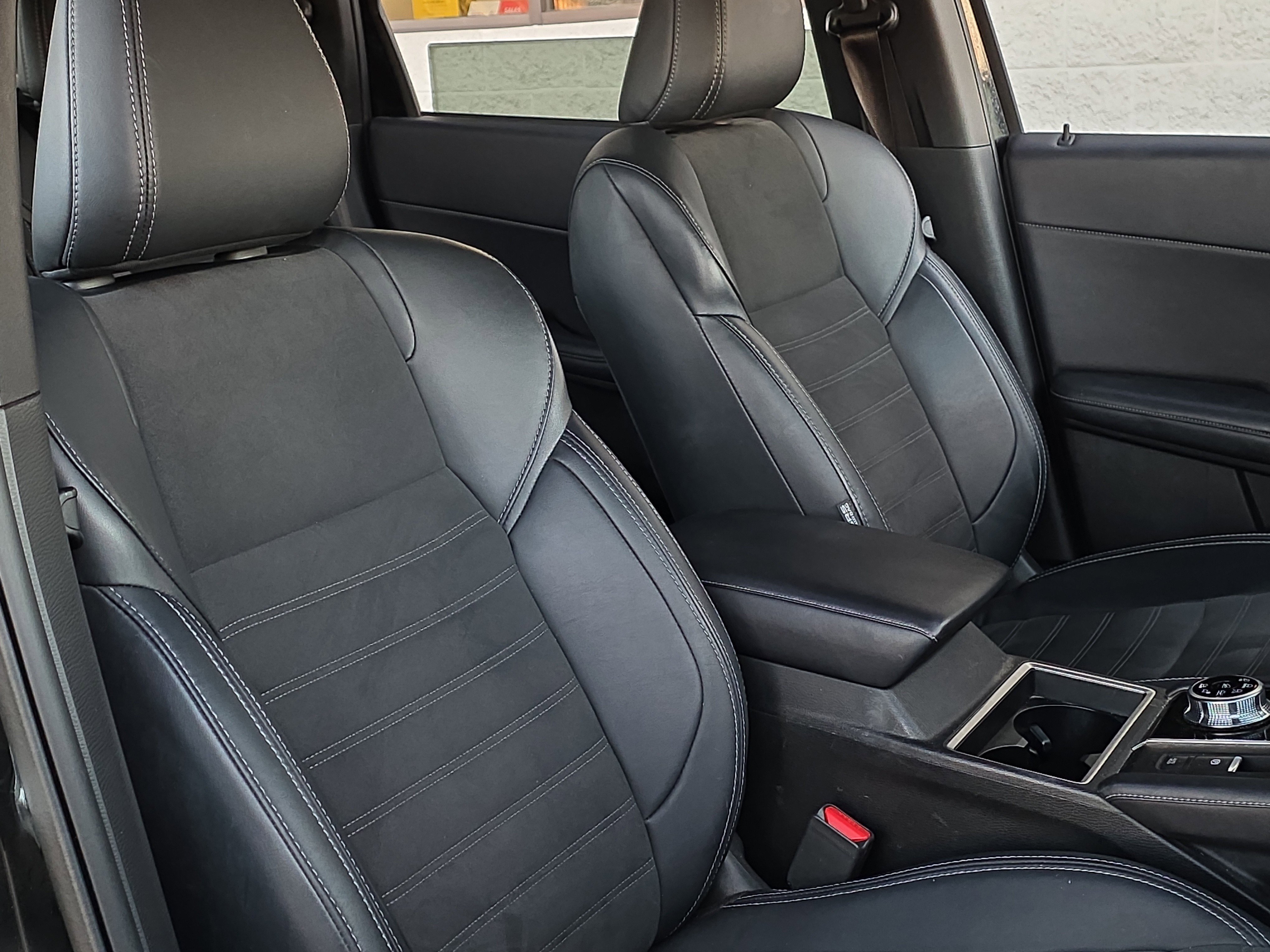 Used 2024 Mitsubishi Outlander SE image 26