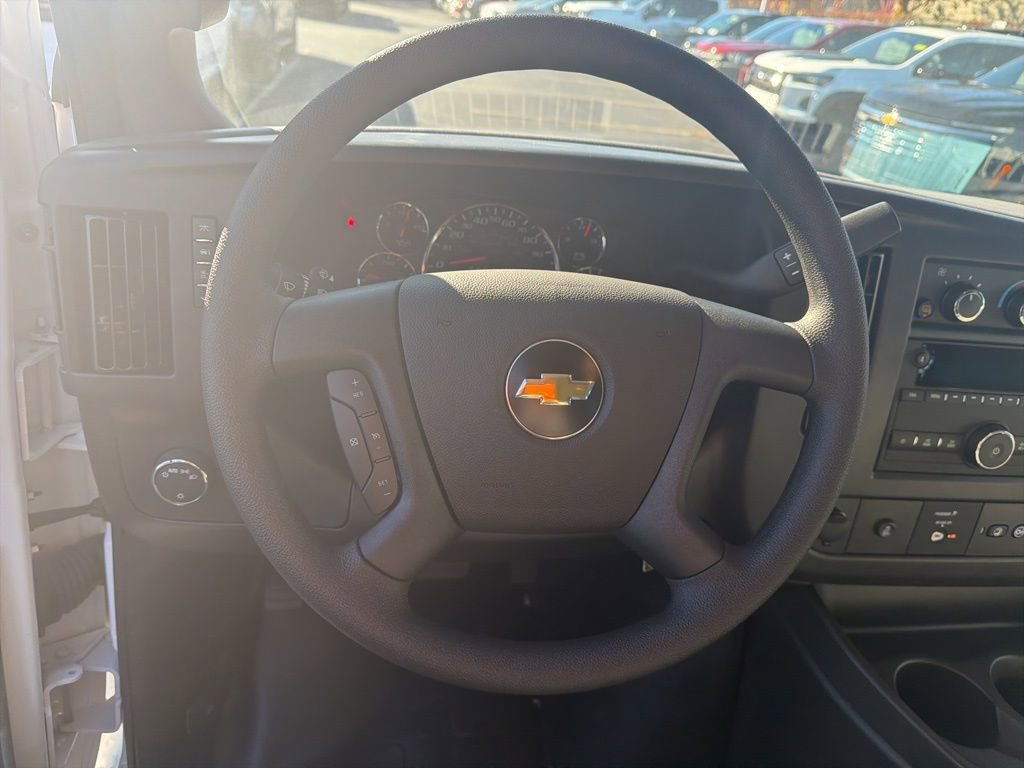 New 2025 Chevrolet Express 2500 Work Van w/ Driver Convenience Package image 6