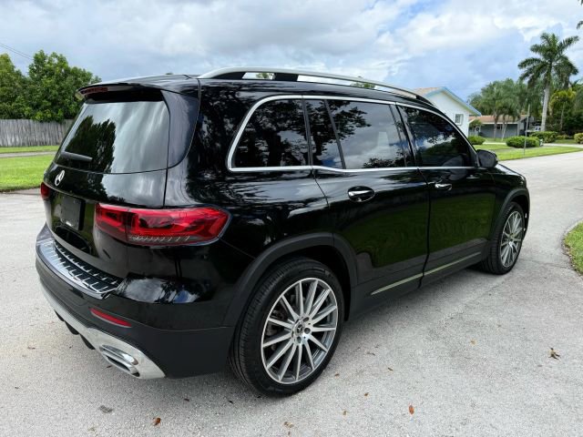 Used 2021 Mercedes-Benz GLB 250 image 2