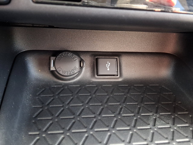 Used 2022 Toyota RAV4 XLE w/ Convenience Package AWD/4WD image 35