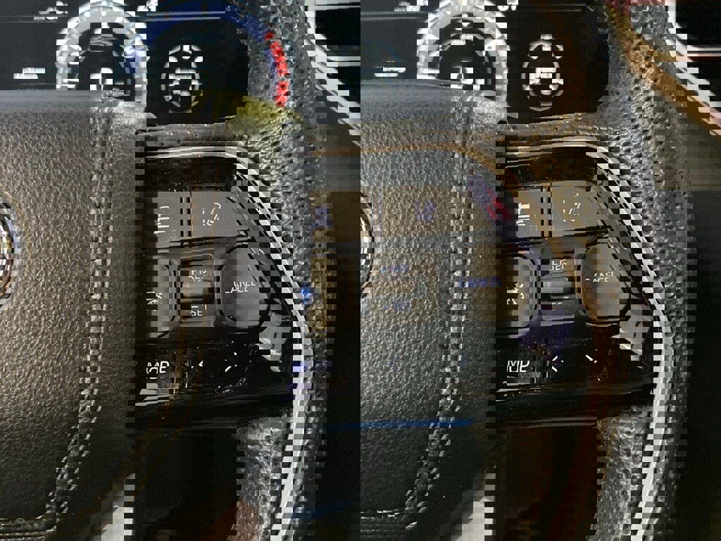 Used 2024 Toyota Tundra Limited w/ Power Package image 17