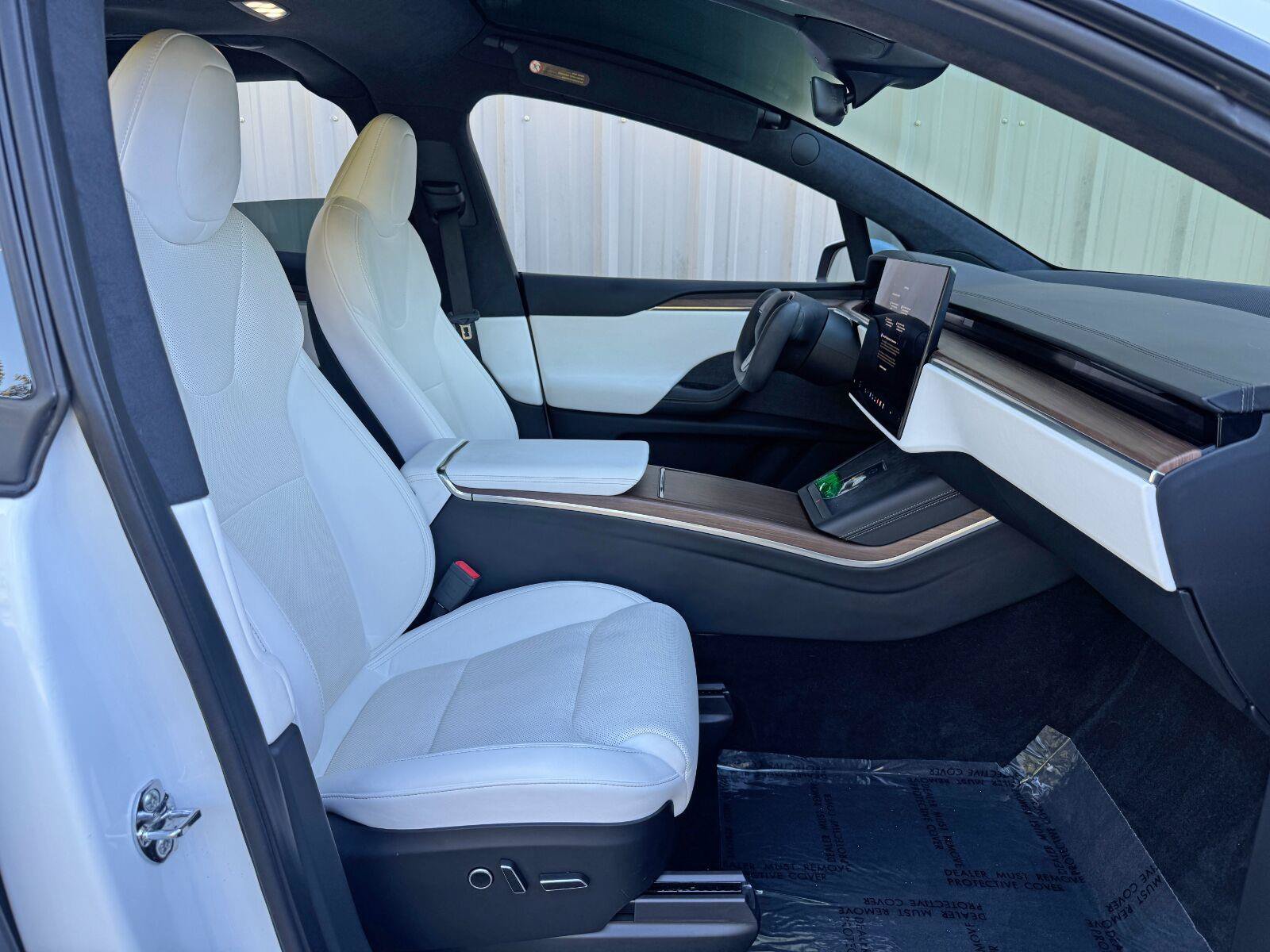 Used 2022 Tesla Model X AWD/4WD image 15