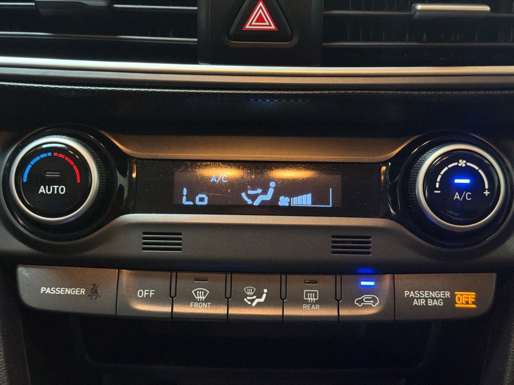 Used 2019 Hyundai Kona Limited FWD image 16