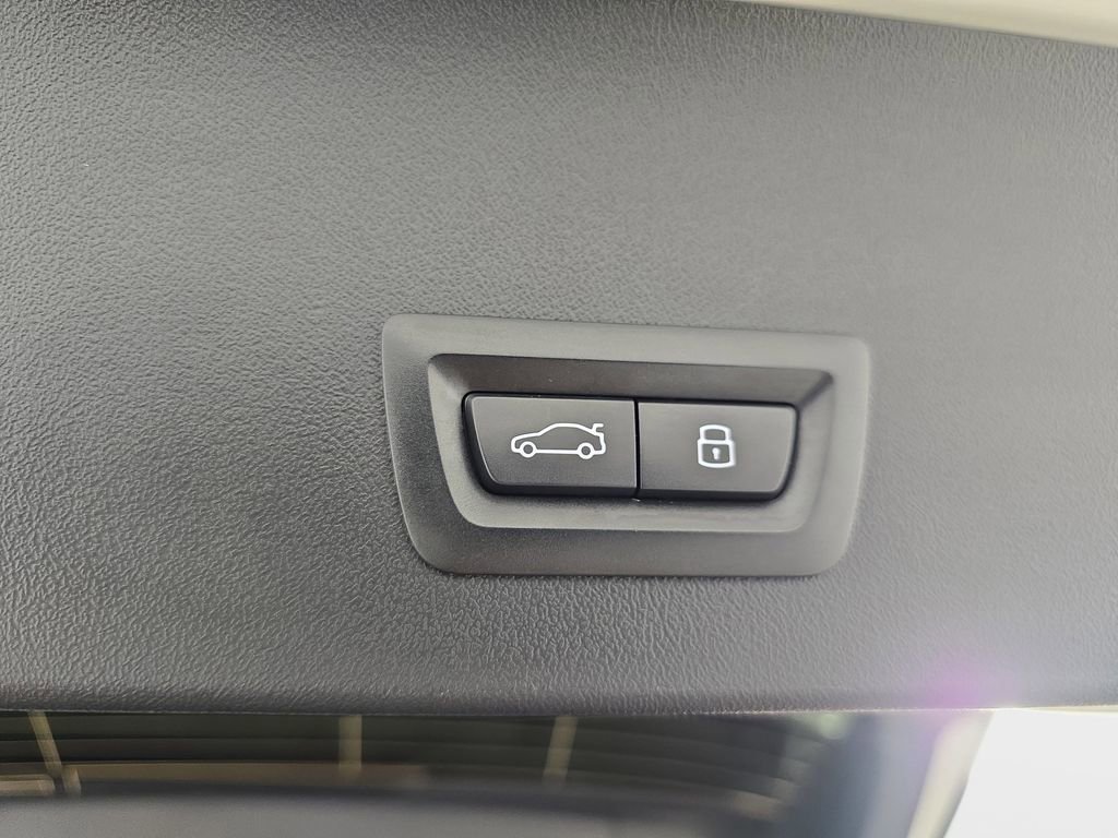 Used 2026 BMW X3 xDrive30 w/ Convenience Package AWD/4WD image 16