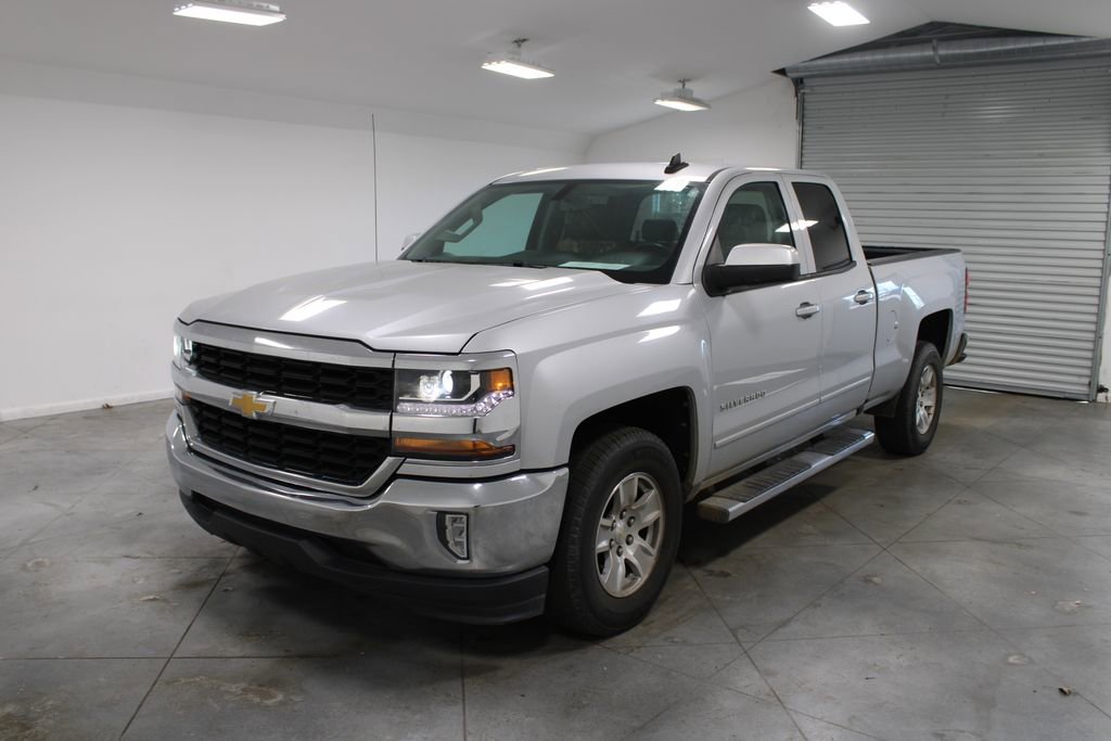 Used 2017 Chevrolet Silverado 1500 LT w/ All Star Edition image 4