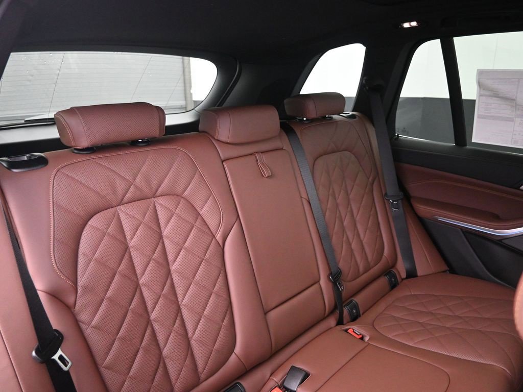 New 2026 BMW X5 xDrive50e image 26