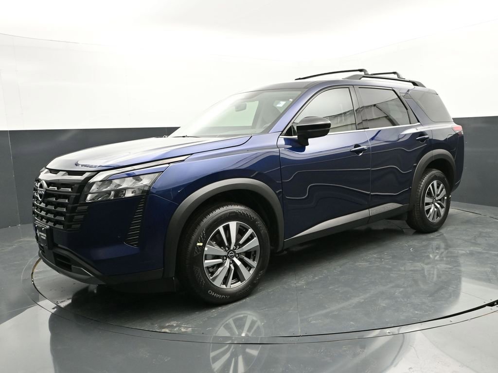 New 2026 Nissan Pathfinder SL image 1