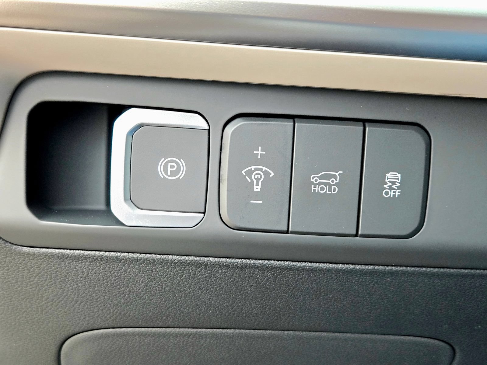 Certified 2026 Hyundai Santa Fe SEL FWD image 16