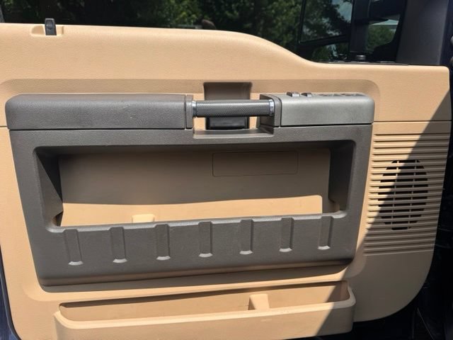 Used 2016 Ford F350 Lariat w/ Lariat Ultimate Package AWD/4WD image 24