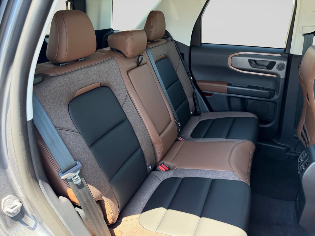 New 2026 Ford Bronco Sport Outer Banks w/ Outer Banks Tech Package+ AWD/4WD image 18
