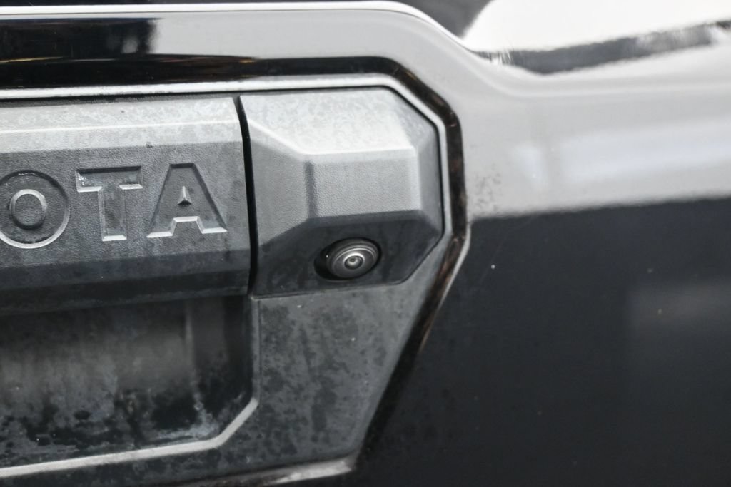 Used 2025 Toyota Tacoma SR5 RWD image 31