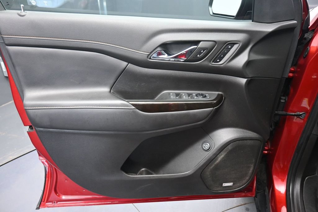 Used 2023 GMC Acadia AT4 w/ Preferred Package AWD/4WD image 27