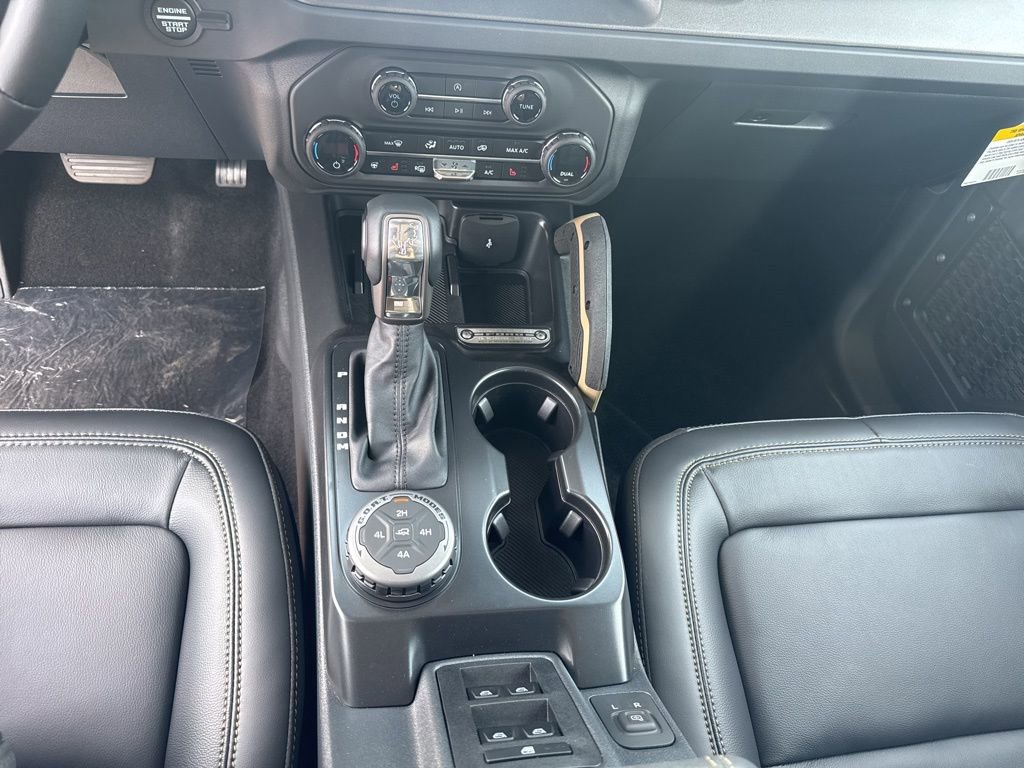 New 2025 Ford Bronco Badlands image 18