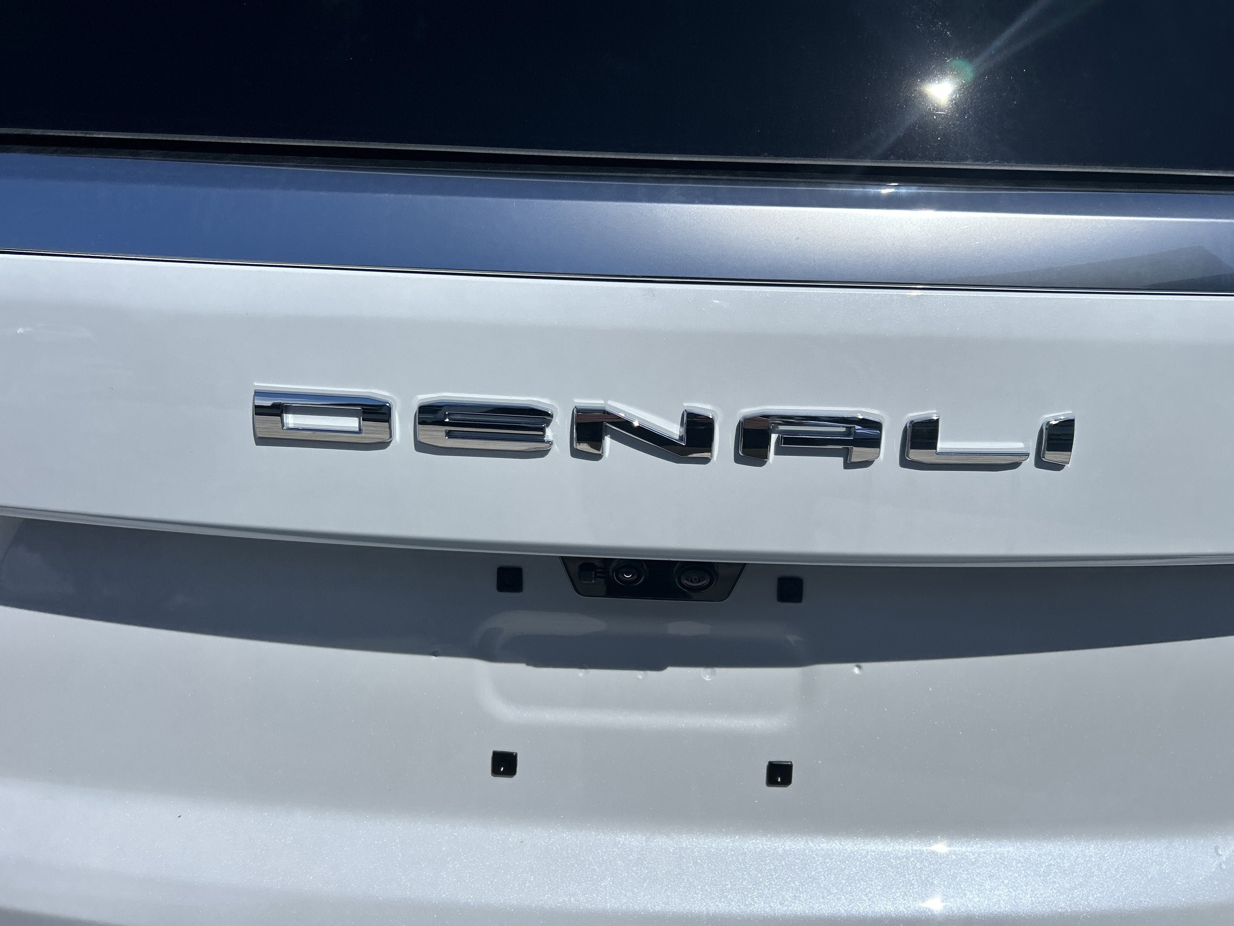 New 2026 GMC Yukon Denali w/ Denali Reserve Package AWD/4WD image 11