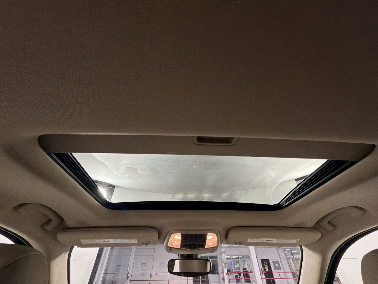 Used 2017 Jeep Grand Cherokee Limited image 23