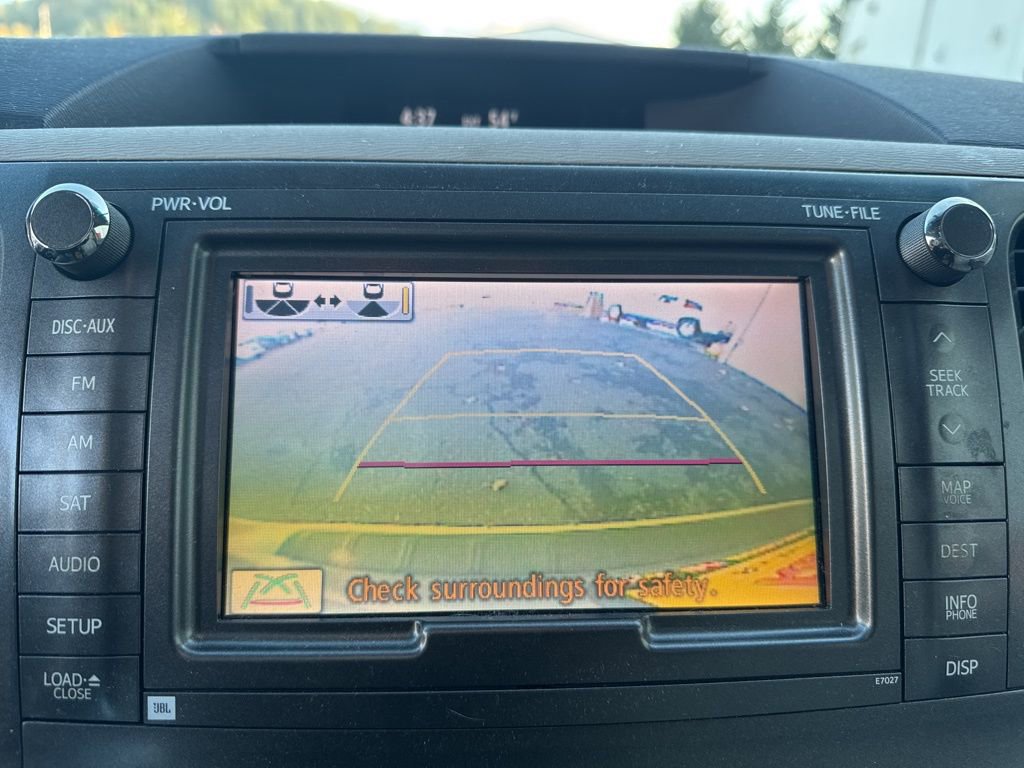 Used 2012 Toyota Sienna XLE image 50