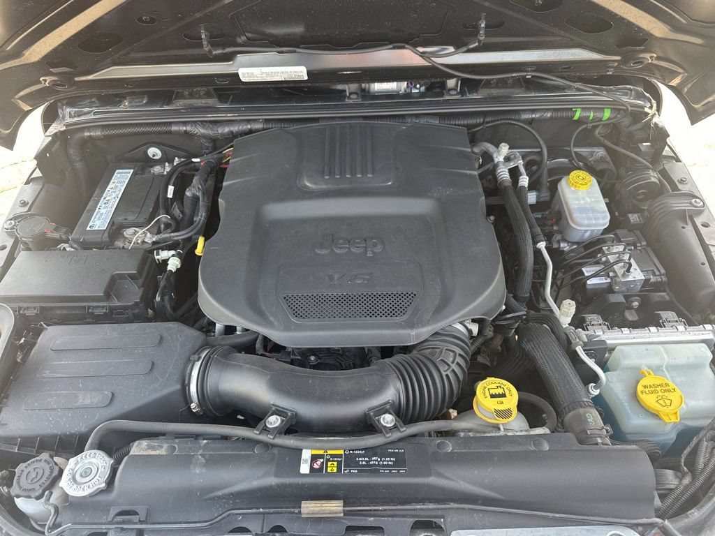 Used 2018 Jeep Wrangler Unlimited Sport S AWD/4WD image 29