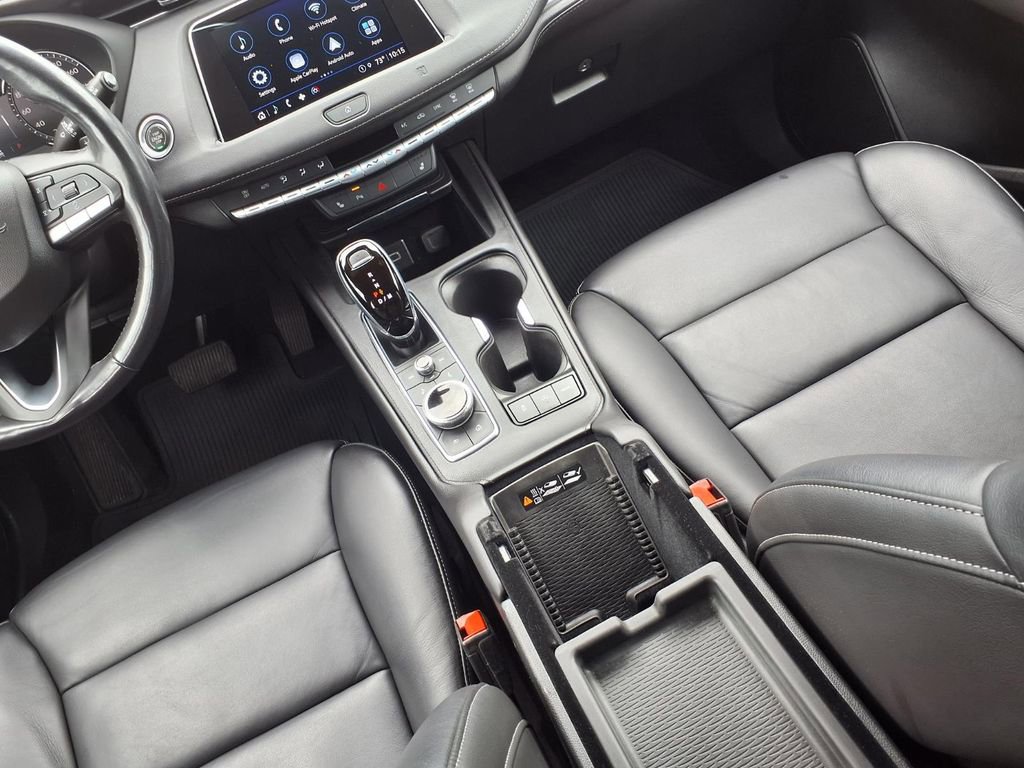 Used 2021 Cadillac XT4 Premium Luxury w/ Cold Weather Package image 11