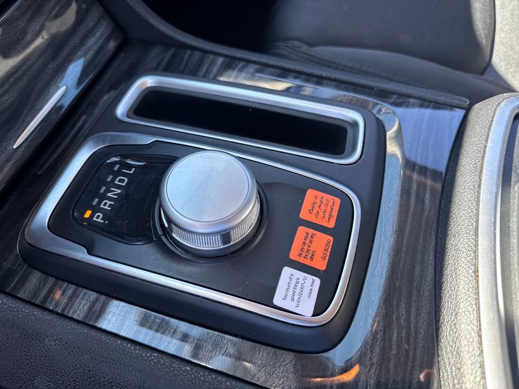 Used 2021 Chrysler 300 Touring w/ Driver Convenience Group image 20